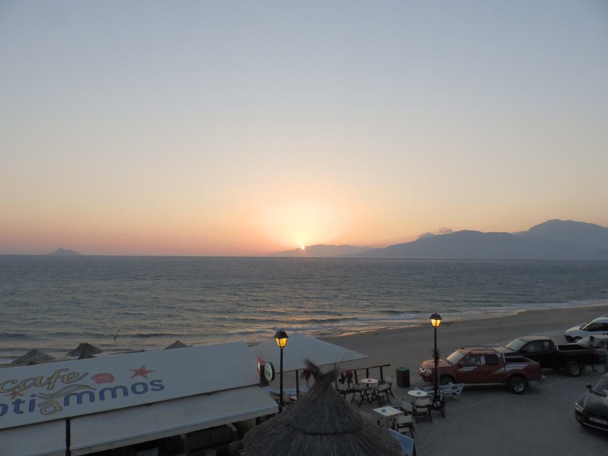 Villa Golden Ammos Sea View Каламаки Екстериор снимка